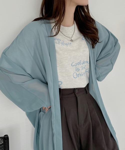 TREOVER(トレオーバー)の「エアリーな透け感が大人可愛い! シフォン ボリュームスリーブ ロングカーディガン(カーディガン/ボレロ・レディース・ブラック/ライトブルー/パープル/ライトグリーン/アイボリー・FREE)」の21枚目の写真