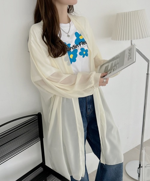 TREOVER(トレオーバー)の「エアリーな透け感が大人可愛い! シフォン ボリュームスリーブ ロングカーディガン(カーディガン/ボレロ・レディース・ブラック/ライトブルー/パープル/ライトグリーン/アイボリー・FREE)」の8枚目の写真