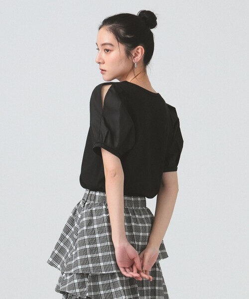 Ray BEAMS（レイビームス）の「スリット パフスリーブ Tシャツ [洗える]（Tシャツ/カットソー・レディース・ホワイト/ブラック/クリーム・ONE SIZE）」の9枚目の写真