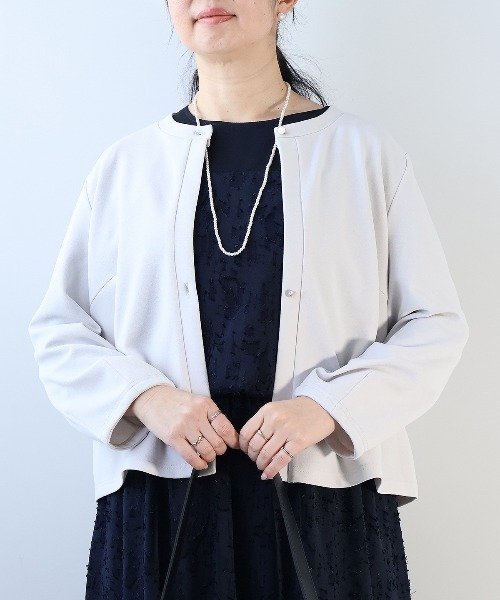 fleur by mint breeze(フルールバイミントブリーズ)の「【L~5L 大きいサイズ】カットジョーゼットカーディガンジャケット(その他アウター・レディース・ライトグレー/ネイビー・LL/3L/4L/5L)」の1枚目の写真