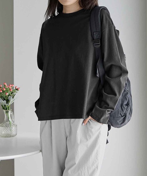 CHAN ME(チャンミ)の「綿100%ラウンドヘムオーバーサイズTシャツ(ショート丈)(Tシャツ/カットソー・レディース・ブラック/カーキ/ブルー/アイボリー/ネイビー/ピンク/チャコールグレー/ホワイト・MEDIUM/X-LARGE/LARGE)」の3枚目の写真