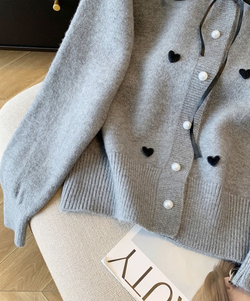 frunco(フランコ)の「【ZOZO限定】レース付きハートワッペンニットカーデ(カーディガン/ボレロ・レディース・グレー/レッド/ホワイト/イエロー・FREE)」の15枚目の写真