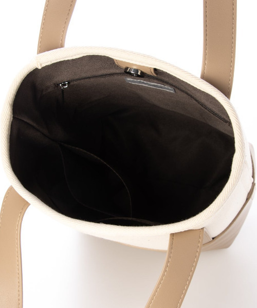 cache cache(カシュ カシュ)の「カシュカシュ cachecache / サニーデイキャンバスバケツトート(トートバッグ・レディース・シルバー/ベージュ系その他/ブラック・FREE)」の10枚目の写真