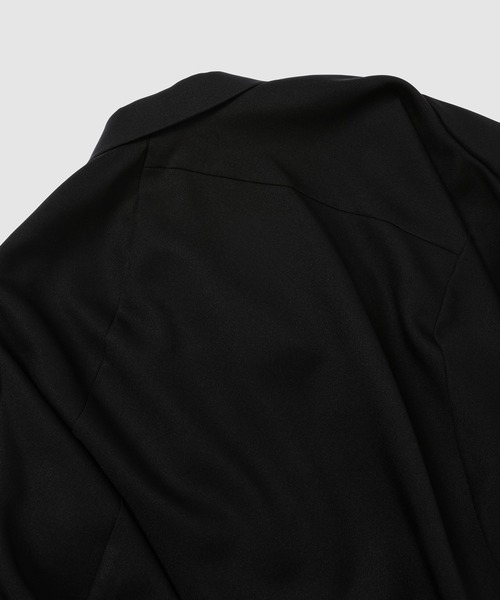 ANREALAGE（アンリアレイジ）の「BALL POLYESTER JACKET（テーラードジャケット・レディース・グレー/ブラック・48/46）」の9枚目の写真