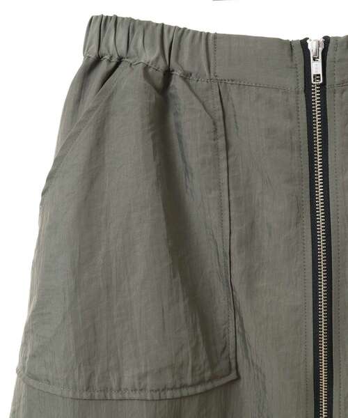 Green　Parks（グリーンパークス）の「フロントZipコクーンスカート（スカート・レディース・カーキ/ブラック/ベージュ・FREE）」の13枚目の写真