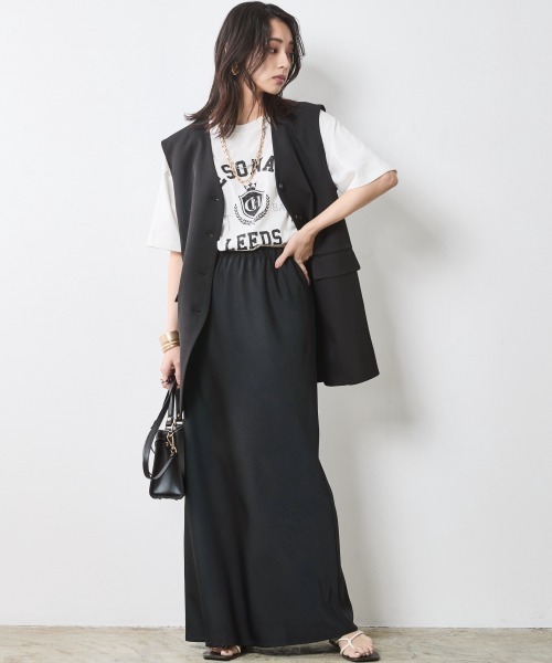 CHIC STYLE(シックスタイル)の「綿100%ピグメント染ロゴプリントTシャツ<大きいサイズ有>シックスタイル(Tシャツ/カットソー・レディース・オフホワイト/ブラック・M/L/LL/3L/4L/5L)」の10枚目の写真