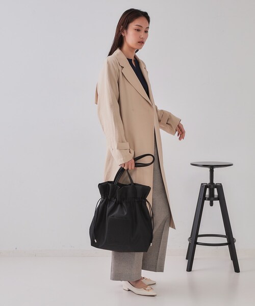 OPAQUE.CLIP（オペークドットクリップ）の「【A4サイズ対応】巾着ドロストーリングトートバッグ（トートバッグ・レディース・ナチュラル/ブラック系4/ブラウン系5/ブラック・00）」の7枚目の写真