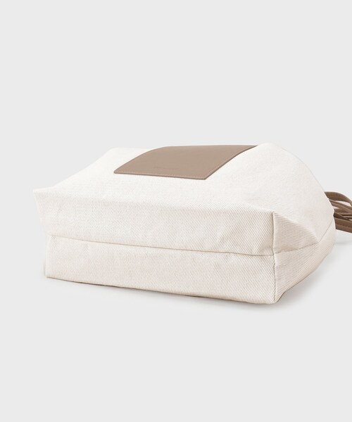 OPAQUE.CLIP（オペークドットクリップ）の「【A4サイズ対応】巾着ドロストーリングトートバッグ（トートバッグ・レディース・ナチュラル/ブラック系4/ブラウン系5/ブラック・00）」の21枚目の写真