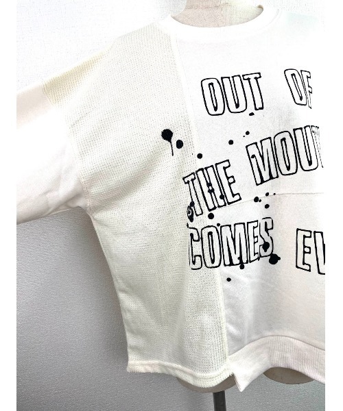 WORLD WIDE LOVE!(ワールドワイドラブ)の「TC裏毛ワッフル切り替えトップス(スウェット・レディース・スミクロ/オフホワイト/ブルー・1)」の7枚目の写真