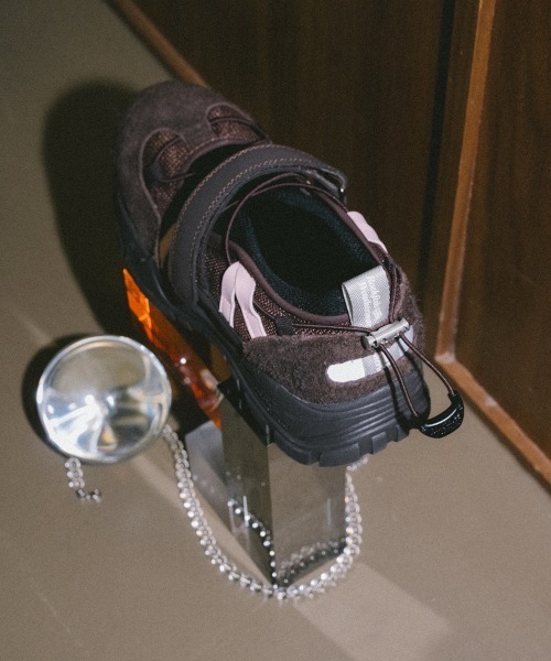 ROCKFISH WEATHERWEAR(ロックフィッシュウェザーウェア)の「Rockfish Weatherwear/ロックフィッシュ ウェザーウェア BRYN VELCRO SNEAKERS_BRUSHED SUEDE ベルクロ スニーカー(スニーカー・レディース・ブラック/アイボリー/ブラウン・23/23.5/24/24.5/25)」の14枚目の写真