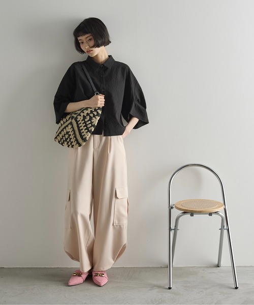 THE YOn(ザヨン)の「トライアングルエスニックペーパートート(ショルダーバッグ・レディース・ブラック/ベージュ・FREE)」の10枚目の写真