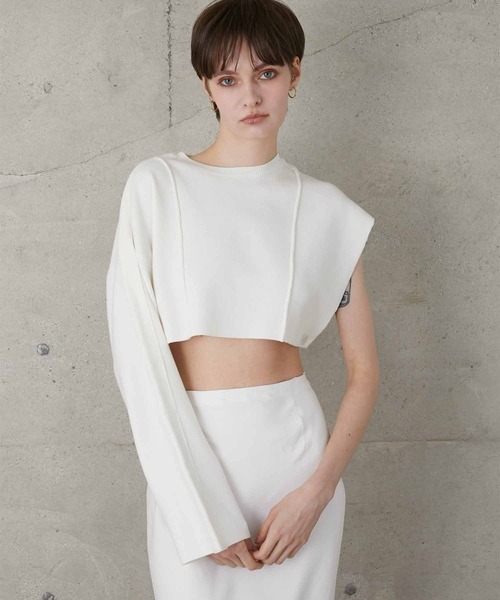 LA PEAU DE GEM(ラポドゥジェム)の「【LA PEAU DE GEM】pintuck asymmetry knit/ピンタックアシンメトリーニット(ニット/セーター・レディース・ブラック/ホワイト・FREE)」の3枚目の写真