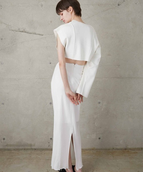 LA PEAU DE GEM(ラポドゥジェム)の「【LA PEAU DE GEM】pintuck asymmetry knit/ピンタックアシンメトリーニット(ニット/セーター・レディース・ブラック/ホワイト・FREE)」の8枚目の写真