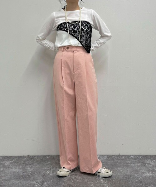 fredy emue（フレディエミュ）の「【低身長サイズ34有り】チノタックパンツ（チノパンツ・レディース・ネイビー/ベビーピンク/ベージュ・38/36/34）」の7枚目の写真