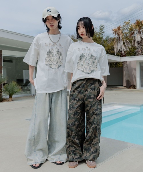 Anui(アニュイ)の「【UNISEX/2サイズ展開】ビンテージヤンラビロックTシャツ(Tシャツ/カットソー・レディース・オフホワイト/ブラック/エンジ・MEDIUM/LARGE)」の5枚目の写真