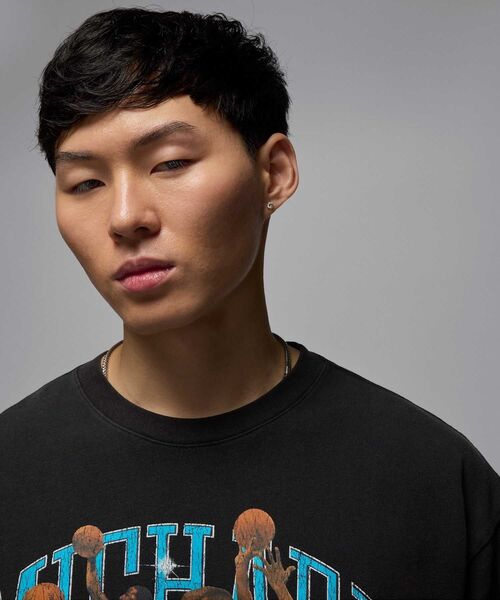 ジョーダン フライト エッセンシャル メンズ　 Tシャツ ブラック　L セール】ジョーダン フライト エッセンシャル メンズ