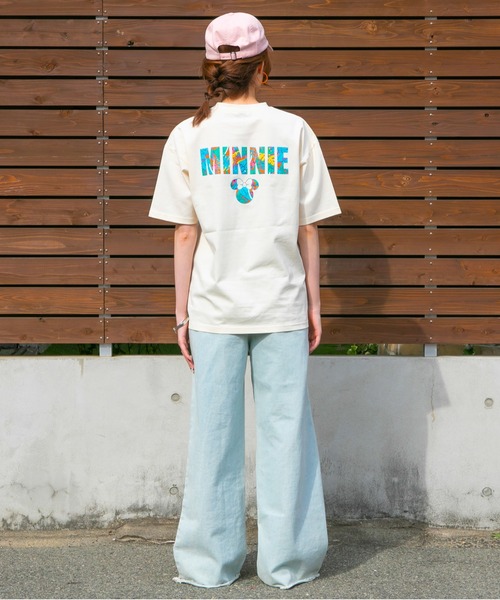 Disney(ディズニー)の「【綿100%】 親子お揃い ディズニー リゾート柄Tシャツ 0546A(Tシャツ/カットソー・メンズ・ホワイト系1/ホワイト系2/チェリーピンク/グリーン系その他7・S/M/L/XL)」の15枚目の写真