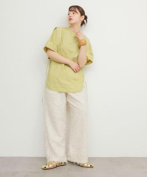 KBF（ケイビーエフ）の「ラウンドウッドボリュームバングル（ブレスレット・レディース・ブラウン/ナチュラル・ONE）」の13枚目の写真