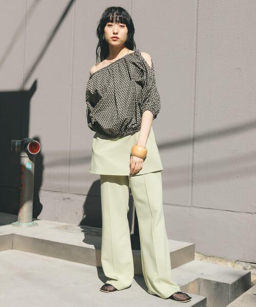 KBF（ケイビーエフ）の「ラウンドウッドボリュームバングル（ブレスレット・レディース・ブラウン/ナチュラル・ONE）」の15枚目の写真