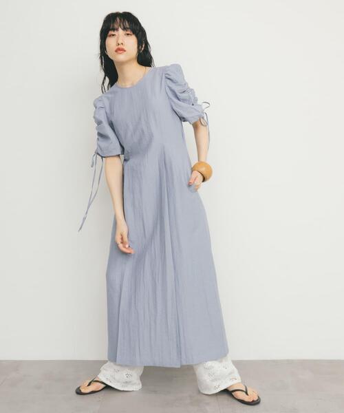 KBF（ケイビーエフ）の「ラウンドウッドボリュームバングル（ブレスレット・レディース・ブラウン/ナチュラル・ONE）」の22枚目の写真