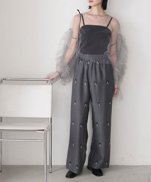 forksy.（フォルクシー）の「【forksy.】【オケージョン対応】スクエアトゥ フラットパンプス（パンプス・レディース・ブラック/シルバー/ライトベージュ/ブラック系1・25.5/22.5/24.5/23.5）」の16枚目の写真