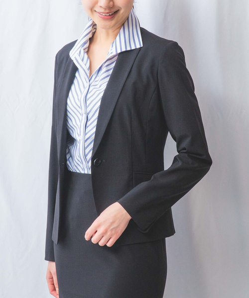 NARACAMICIE（ナラカミーチェ）の「【NARACAMICIE】【セットアップ対応】合繊ストレッチテーラードジャケット（テーラードジャケット・レディース・ブラック/ブラウン・L/M/S/XL）」の2枚目の写真