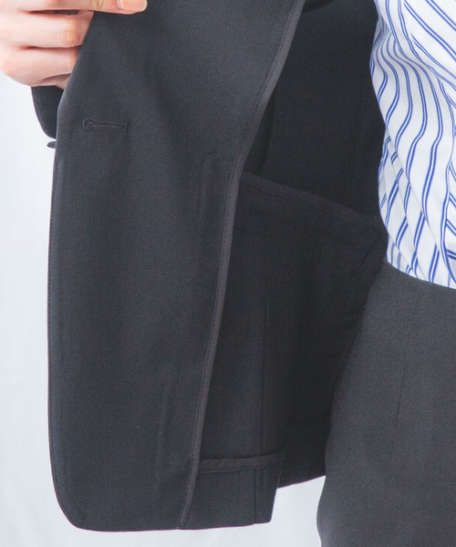 NARACAMICIE（ナラカミーチェ）の「【NARACAMICIE】【セットアップ対応】合繊ストレッチテーラードジャケット（テーラードジャケット・レディース・ブラック/ブラウン・L/M/S/XL）」の11枚目の写真