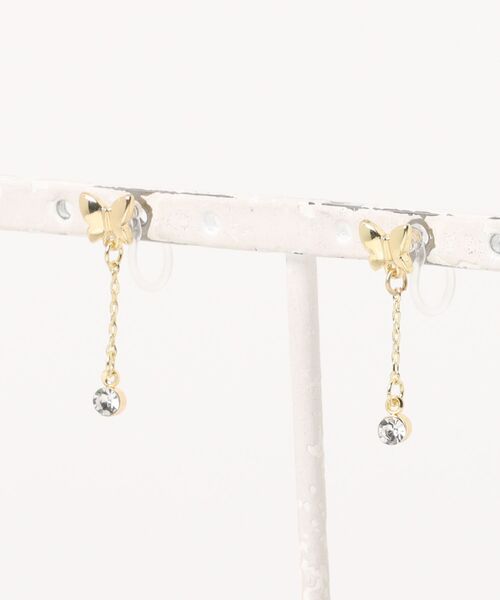 FOREVER 21(フォーエバー トゥエンティーワン)の「バタフライノンホールピアス(イヤリング・レディース・シルバー/ゴールド・FREE)」の7枚目の写真