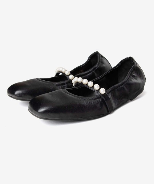 STUART WEITZMAN(スチュアートワイツマン)の「STUART WEITZMAN GOLDIE BALLET FLAT スチュアート・ワイツマン ゴルディー バレット フラット バレエシューズ(バレエシューズ・レディース・ブラック・36.5/37/37.5/38/35.5/36)」の5枚目の写真