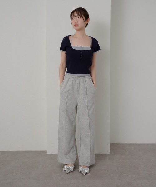 RAY CASSIN(レイカズン)の「レースキャミレイヤードヘンリーニット(ニット/セーター・レディース・ライトベージュ/ピンク/ネイビー・FREE)」の21枚目の写真