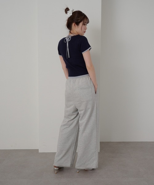 RAY CASSIN(レイカズン)の「レースキャミレイヤードヘンリーニット(ニット/セーター・レディース・ライトベージュ/ピンク/ネイビー・FREE)」の22枚目の写真