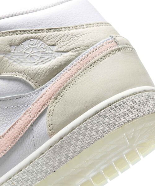 Air Jordan ハイカットシューズ ホワイト/ベージュ NIKE ナイキ GS Air Jordan 1 Mid GS エアジョーダン1 ミッド
