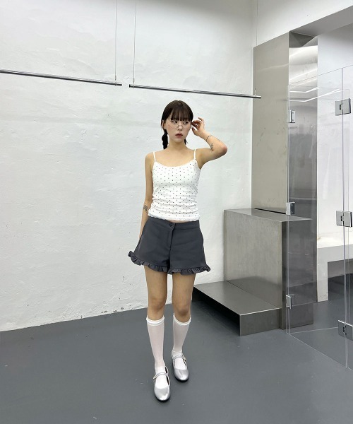 4INT.(フォイント)の「ラブリー フリル ショートパンツ(その他パンツ・レディース・ブラック/チャコール・FREE)」の11枚目の写真