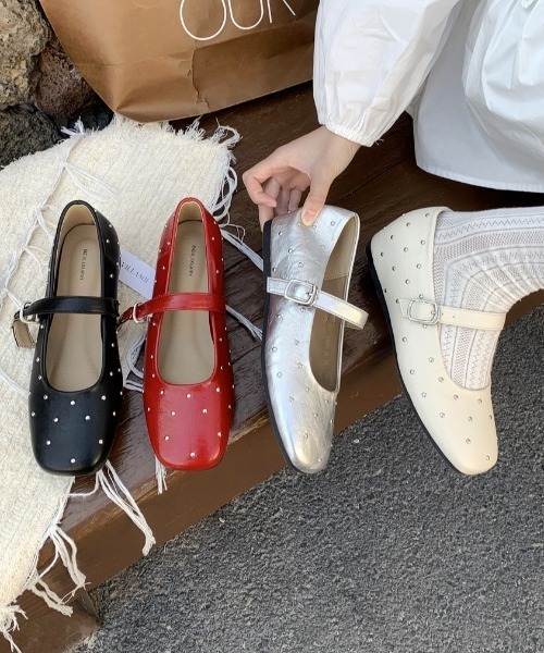 mebole（メボレ）の「ドットスタッズパンプス（パンプス・レディース・シルバー/レッド/アイボリー/ブラック・MEDIUM/SMALL/LARGE）」の19枚目の写真