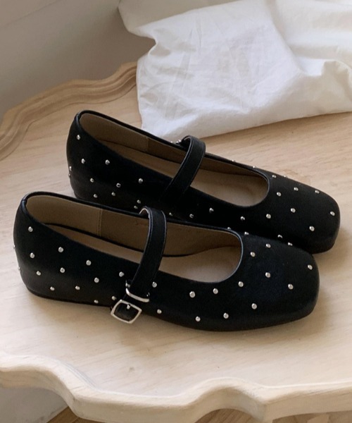 mebole（メボレ）の「ドットスタッズパンプス（パンプス・レディース・シルバー/レッド/アイボリー/ブラック・MEDIUM/SMALL/LARGE）」の12枚目の写真