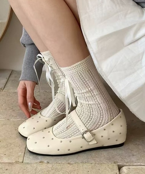 未使用品美品♡スタッズ付きパンプス SESTO パンプス リボン付きキトゥンヒールクラシカルパンプス