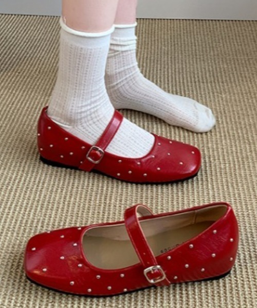 mebole（メボレ）の「ドットスタッズパンプス（パンプス・レディース・シルバー/レッド/アイボリー/ブラック・MEDIUM/SMALL/LARGE）」の6枚目の写真