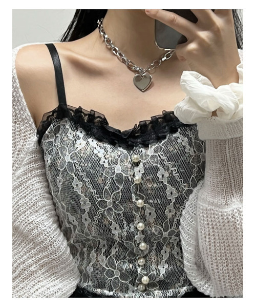 VIVID LADY(ビビッドレディー)の「花柄レースキャミソールカップ付 ブラレット カップタンクトップ(キャミソール・レディース・アイボリー/ブラック・FREE)」の16枚目の写真
