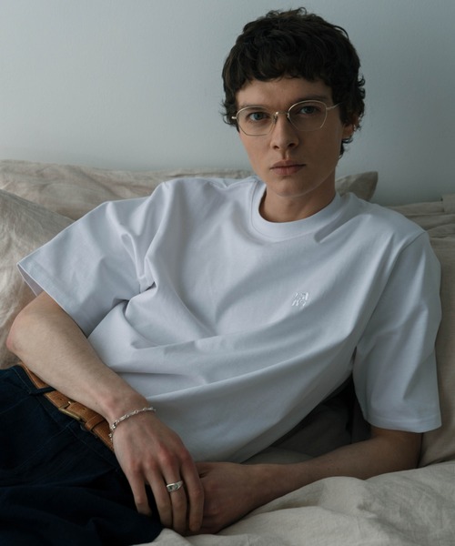 LURAKU(ルラク)の「【LURAKU】One-Point Cropped T-Shirt/ ワンポイント短丈Tシャツ(Tシャツ/カットソー・メンズ・ブラック/オフホワイト・S/M/L)」の6枚目の写真