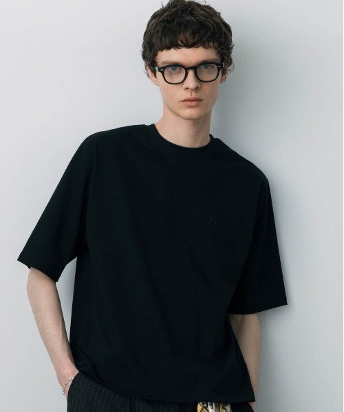 LURAKU(ルラク)の「【LURAKU】One-Point Cropped T-Shirt/ ワンポイント短丈Tシャツ(Tシャツ/カットソー・メンズ・ブラック/オフホワイト・S/M/L)」の21枚目の写真