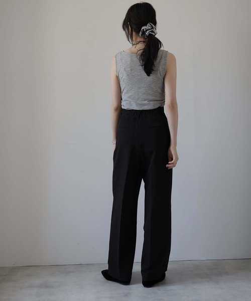 Doula Doula(ドゥーラドゥーラ)の「裾釦フレアパンツ(スラックス・レディース・ブラック/ブラウン/チャコール・マルチサイズ)」の5枚目の写真