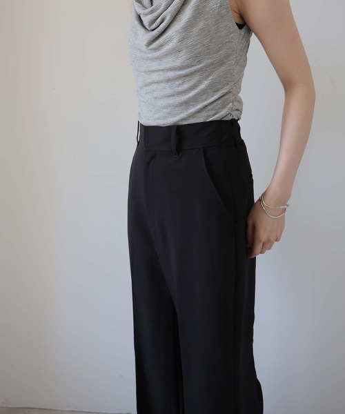 Doula Doula(ドゥーラドゥーラ)の「裾釦フレアパンツ(スラックス・レディース・ブラック/ブラウン/チャコール・マルチサイズ)」の7枚目の写真