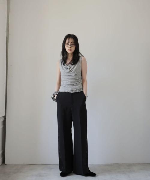 Doula Doula(ドゥーラドゥーラ)の「裾釦フレアパンツ(スラックス・レディース・ブラック/ブラウン/チャコール・マルチサイズ)」の21枚目の写真