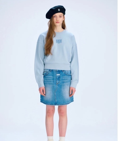 MARITHE + FRANCOIS GIRBAUD(マリテフランソワジルボー)の「NEW CLASSIC LOGO SWEATSHIRT(スウェット・レディース・ヘザーグレー/ライトブルー・SMALL/MEDIUM/LARGE/X-LARGE)」の2枚目の写真