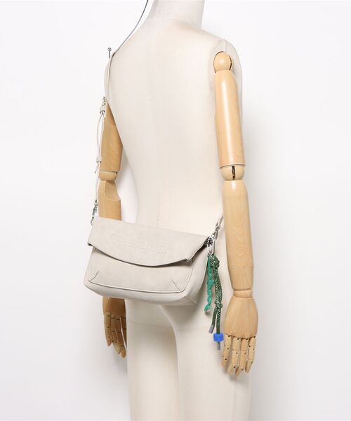 Desigual（デシグアル）の「3Dロゴレザー風ショルダーバッグ（ショルダーバッグ・レディース・ブラウン・FREE）」の7枚目の写真