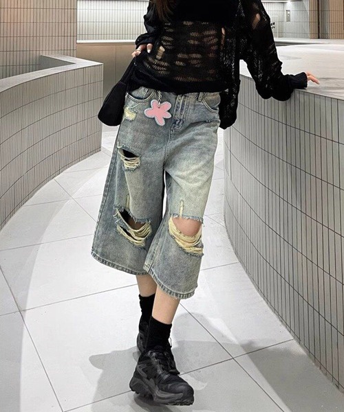 HALEY PESCA(ヘーリーペスカ)の「HALEY PESCA/Y2K ダメージハーフデニム(デニムパンツ・レディース・ブルー・SMALL/MEDIUM/LARGE)」の10枚目の写真