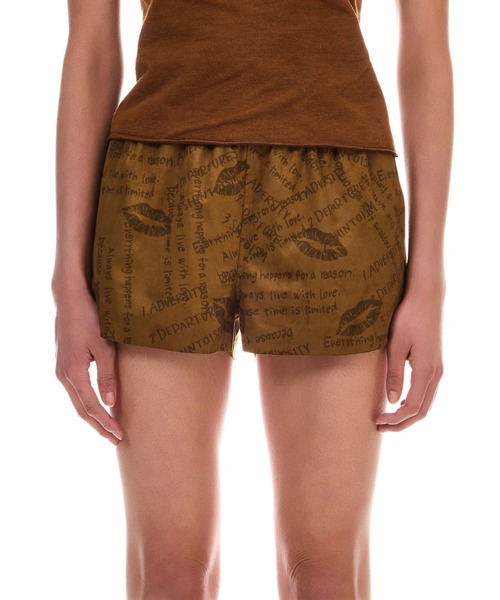 BEEDEN（ビーデン）の「SUEDE PRINT SHORT PANTS（その他パンツ・レディース・ベージュ/ブラック・FREE）」の2枚目の写真