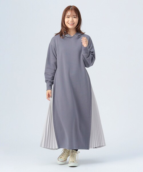 BEAMS HEART（ビームスハート）の「【4色展開】サイド プリーツ フーディー ワンピース（ワンピース・レディース・ライトグレー/パープル系その他2/ブラック/ホワイト系その他5・FREE）」の13枚目の写真