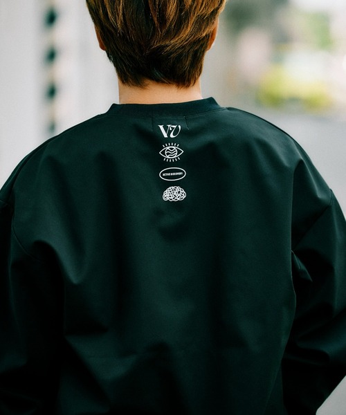 Rivvia PROJECTS(リヴィアプロジェクツ)の「【Rivvia Projects】GAMING CREW(スウェット・メンズ・グレー/ブラック・X-LARGE/MEDIUM/LARGE)」の5枚目の写真