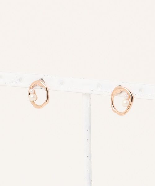 Three Four Time(スリーフォータイム)の「ツブパールサークルセラミックポストピアス(ピアス(両耳用)・レディース・シルバー/ゴールド/ピンクゴールド・FREE)」の6枚目の写真